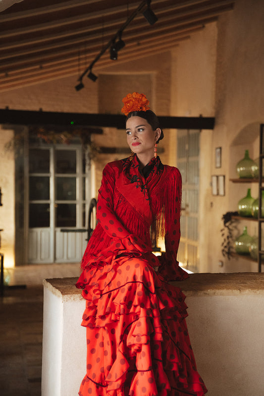 Modelo Natasha Rojo y Berenjena